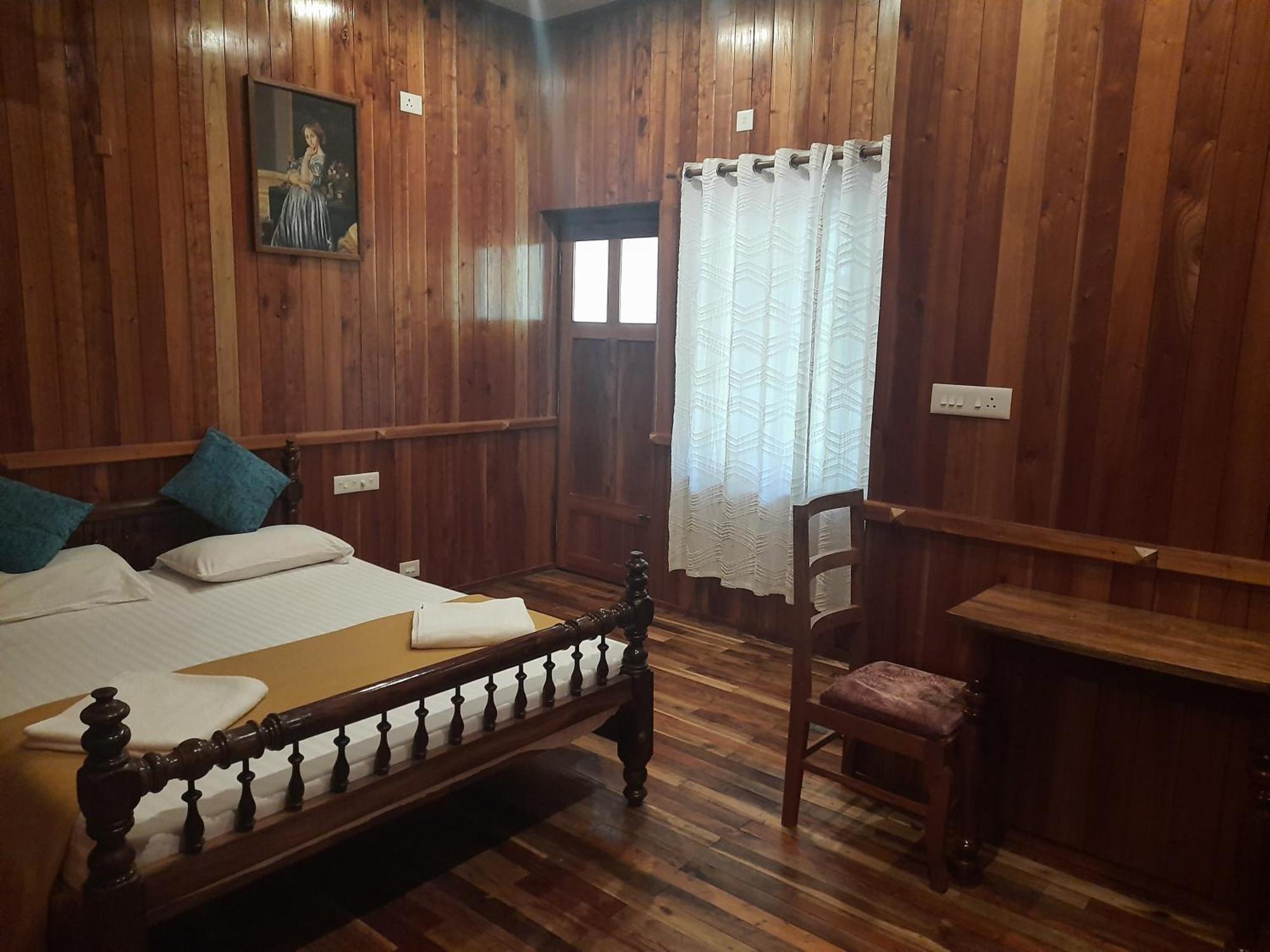 Sopanam Heritage Thekkady Szoba fotó